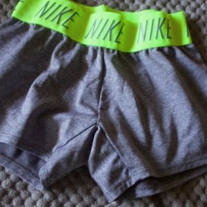 NIKE SHORTS GIRLS